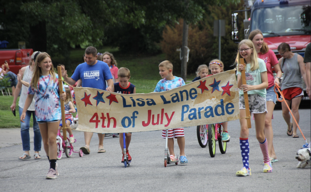 Lisa Lane completes 43rd 4th of July parade - Nodaway News