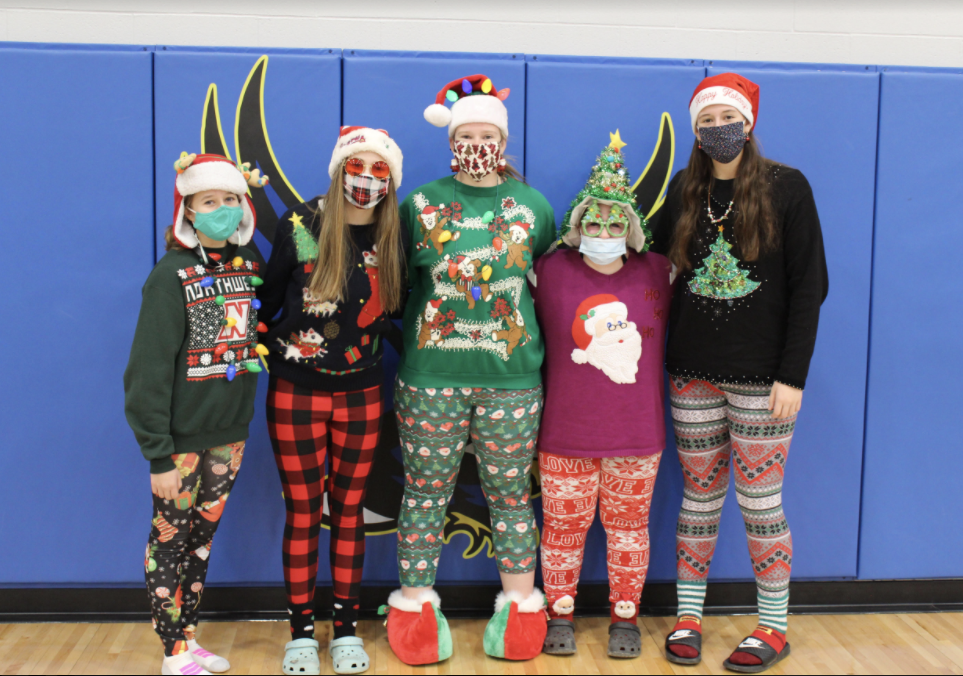 Jefferson C-123 students enjoyed Christmas activities in December ...