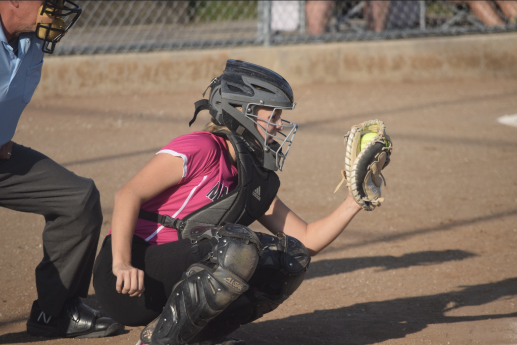 Spoofhound softball falls in low scoring game - Nodaway News