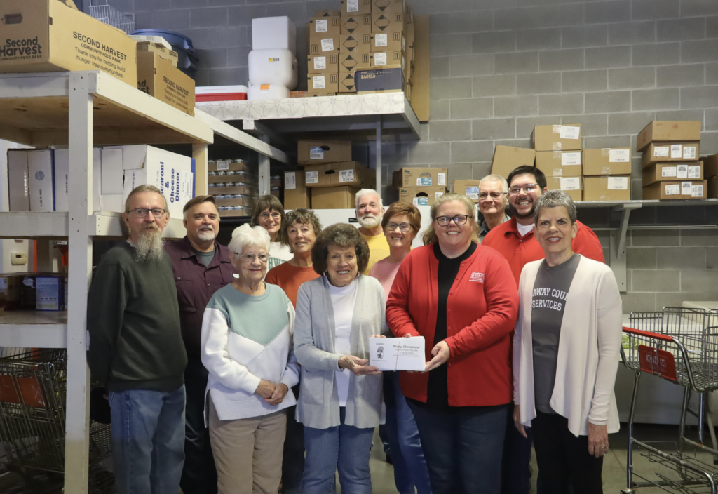 Nodaway County Services donate to Ministry Center - Nodaway News